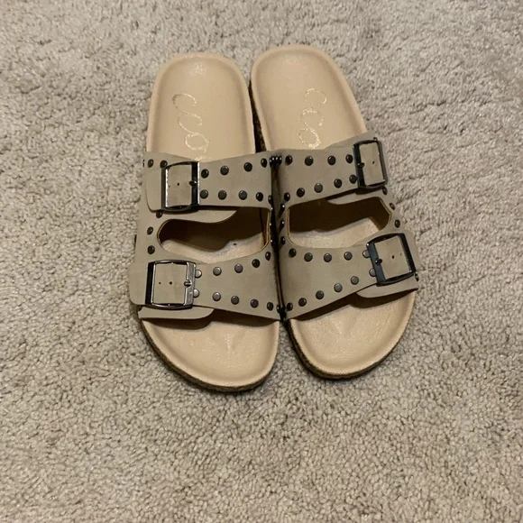 Tan Ccocci Slide Sandals with Grommets. Size 38 - Picture 2 of 4